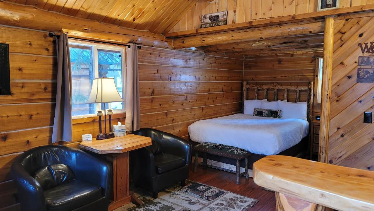 Riverfront Motel & Cabins Thompson Falls Buitenkant foto